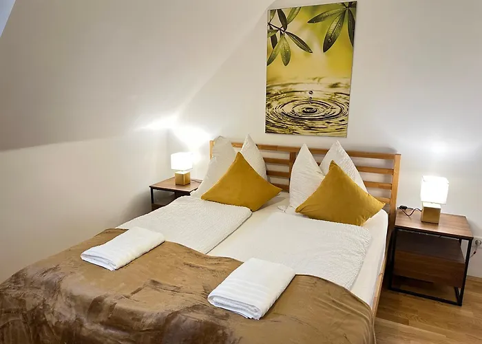The Peaceful Garden Stay & Free Parking