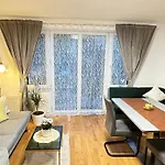 The Peaceful Garden Stay & Free Parking